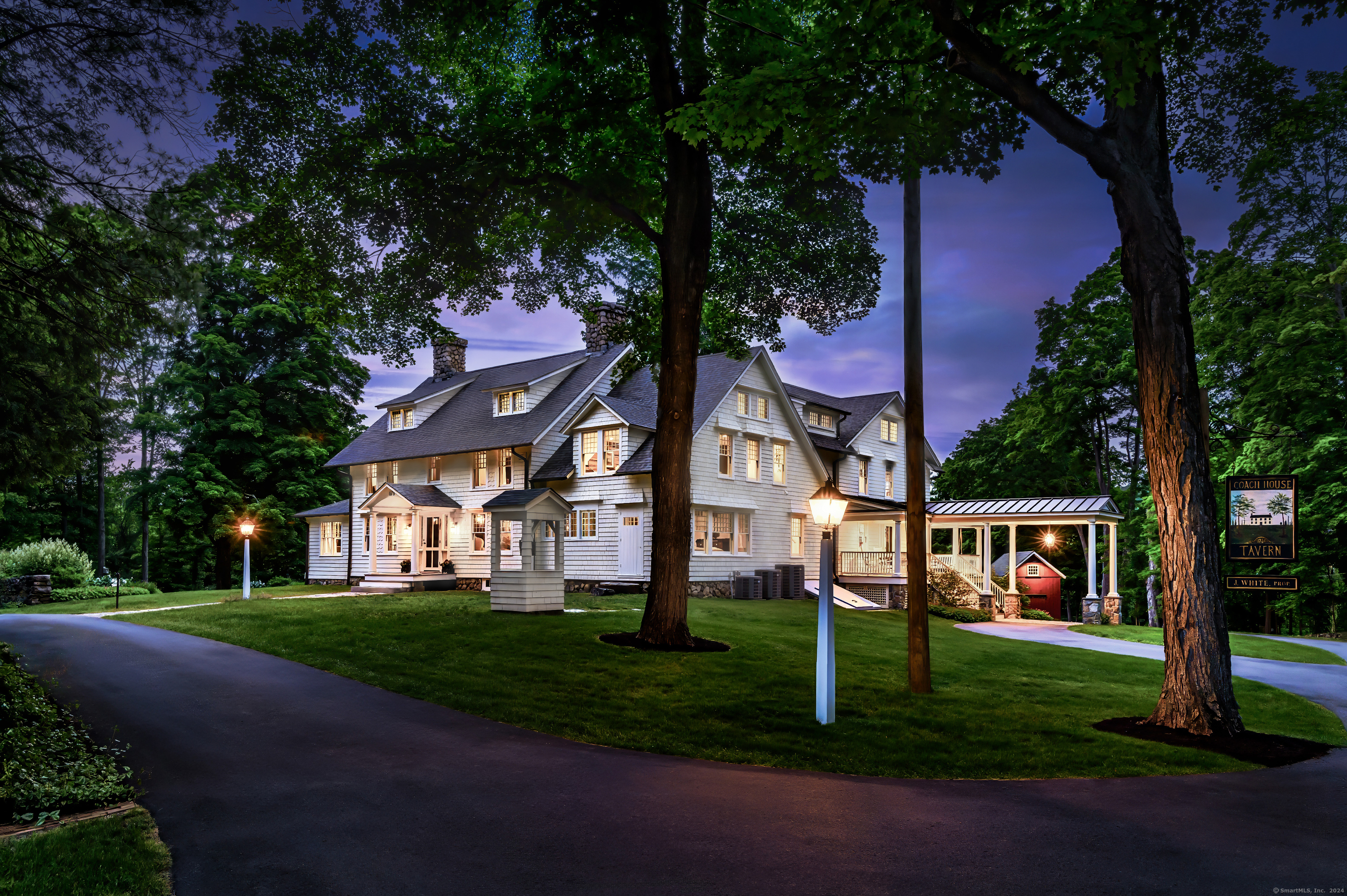 628 North Salem Road Ridgefield, CT 06877 - Photo 1 of 1 a view of a building with a yard