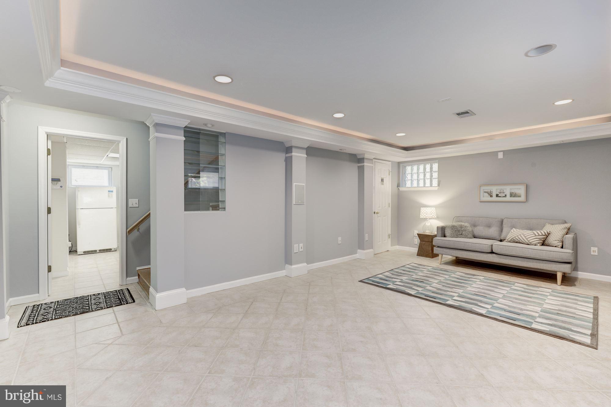 1415 Roxanna Road Northwest Washington, DC 20012 - Photo 21 of 30 Huge room with dramatic cove lighting