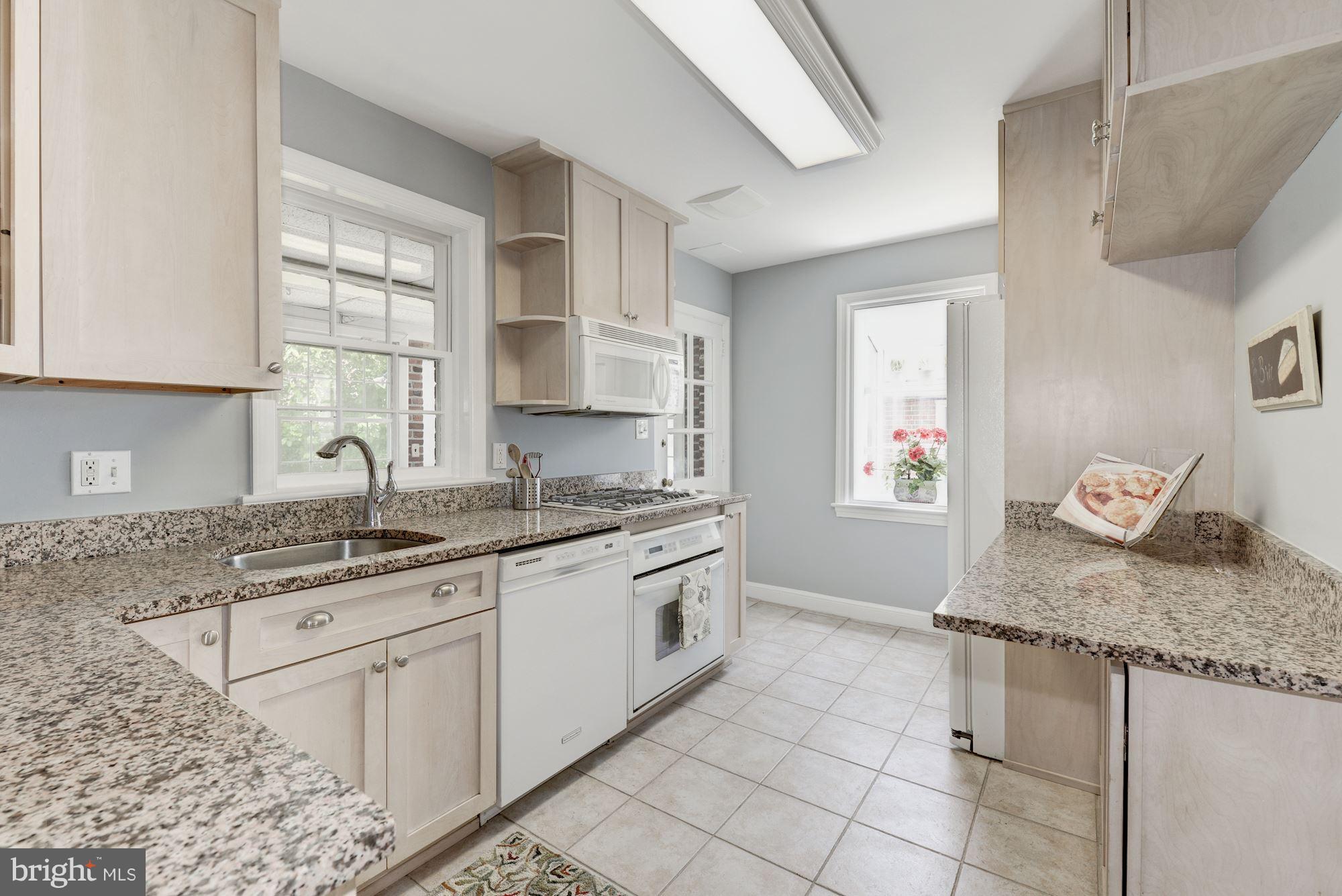 1415 Roxanna Road Northwest Washington, DC 20012 - Photo 9 of 30 Kitchen