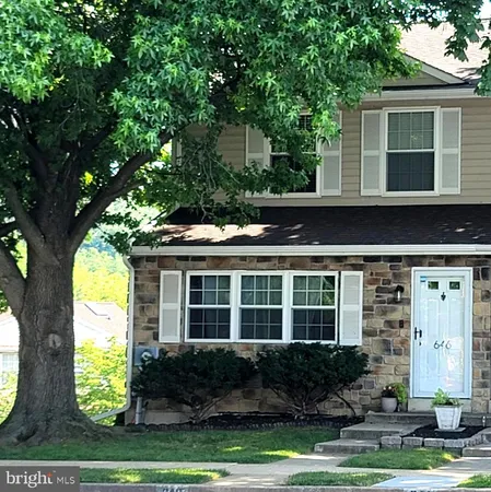 $299,900 | 646 Lancaster Court, Downingtown, PA 19335