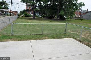 307 Capitol Court Baltimore, MD 21221 - Photo 23 of 28 Exterior (Rear)