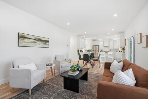 $1,095,000 | 25 Carroll Street, Exeter, NH 03833