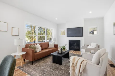 $995,000 | 25 Carroll Street, Exeter, NH 03833