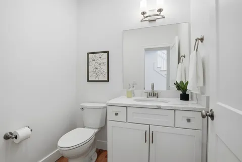 $1,095,000 | 25 Carroll Street, Exeter, NH 03833