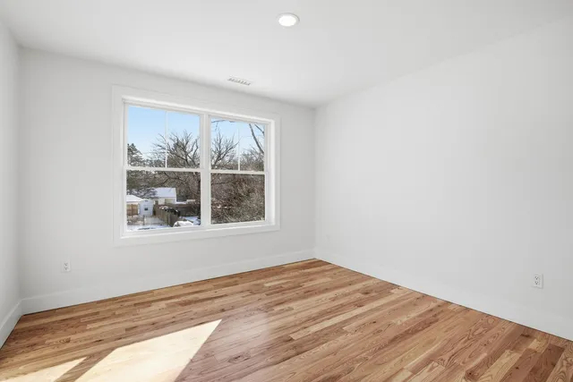 $1,095,000 | 25 Carroll Street, Exeter, NH 03833