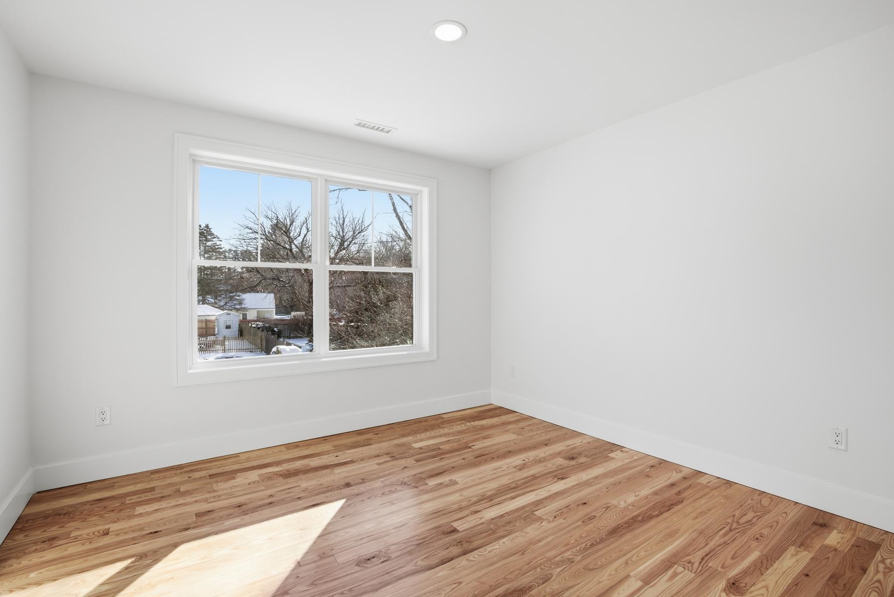 25 Carroll Street Exeter, NH 03833 - Photo 31 of 45