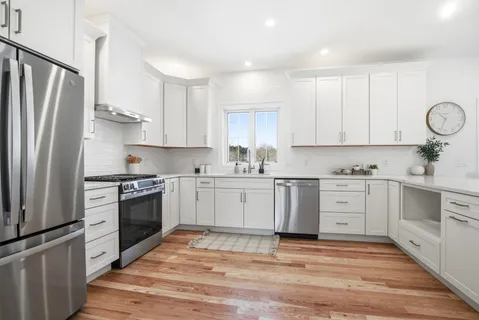 $1,095,000 | 25 Carroll Street, Exeter, NH 03833