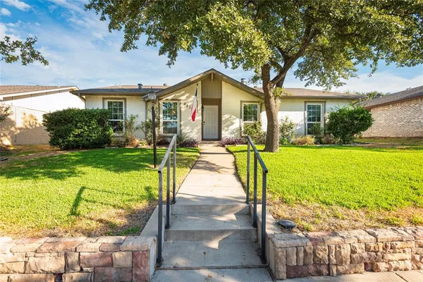 $2,750 | 2211 Yewpon Drive, Carrollton, TX 75007