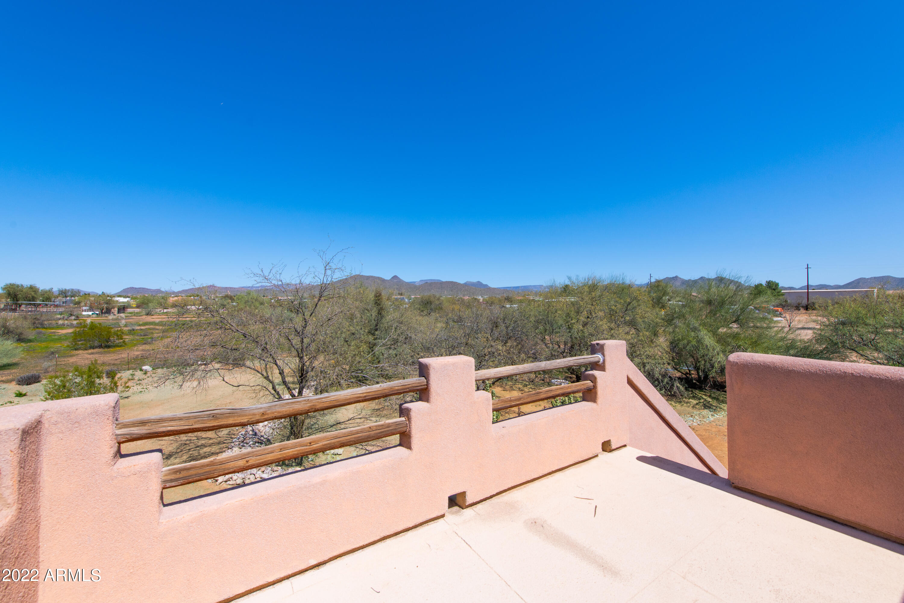 1024 East Maddock Road Phoenix, AZ 85086 - Photo 9 of 26 008_Balcony View II