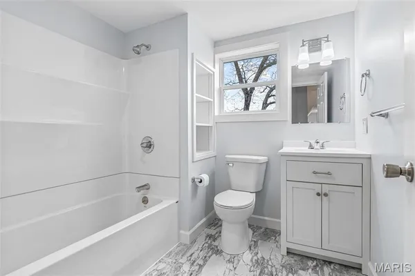 $319,900 | 263 Jefferson Street, Ste. Genevieve, MO 63670