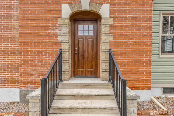 $319,900 | 263 Jefferson Street, Ste. Genevieve, MO 63670