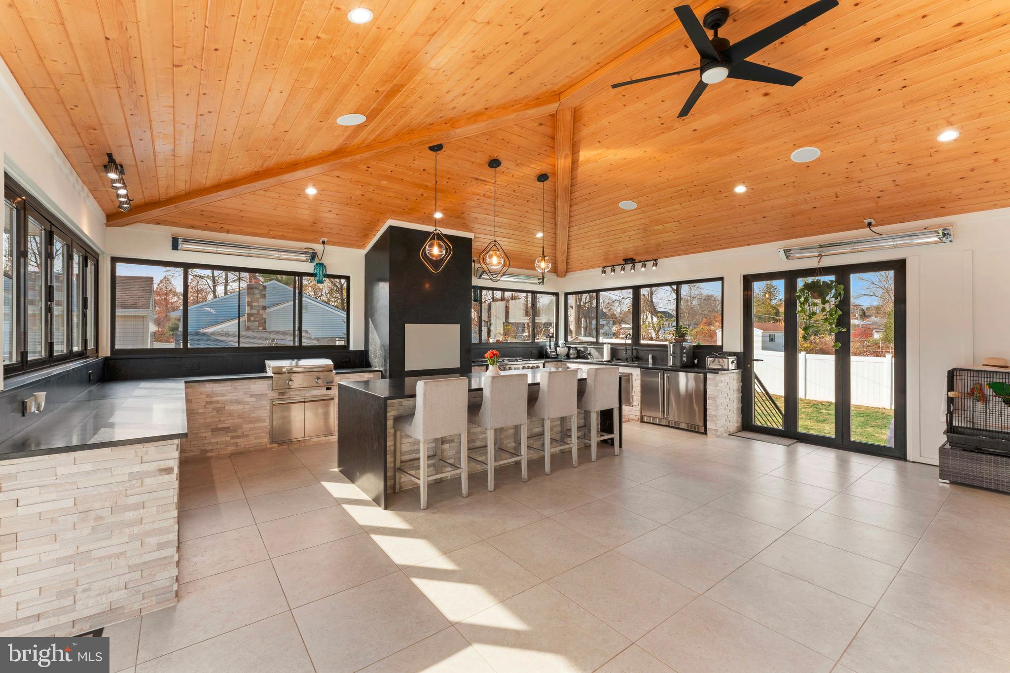 528 Hoyt Road Huntingdon Valley, PA 19006 - Photo 16 of 56 a lobby with furniture and lots of tables