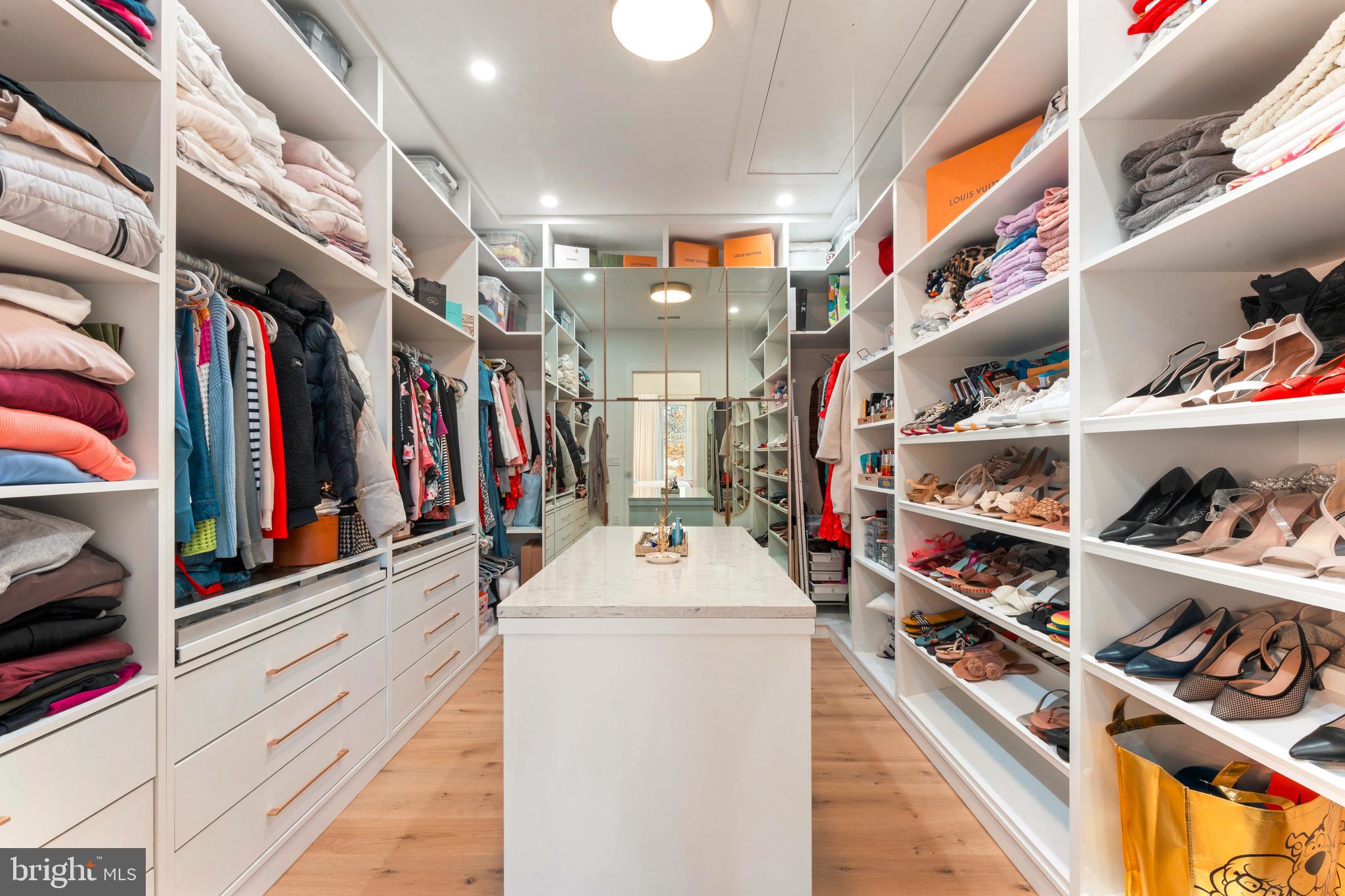 528 Hoyt Road Huntingdon Valley, PA 19006 - Photo 28 of 56