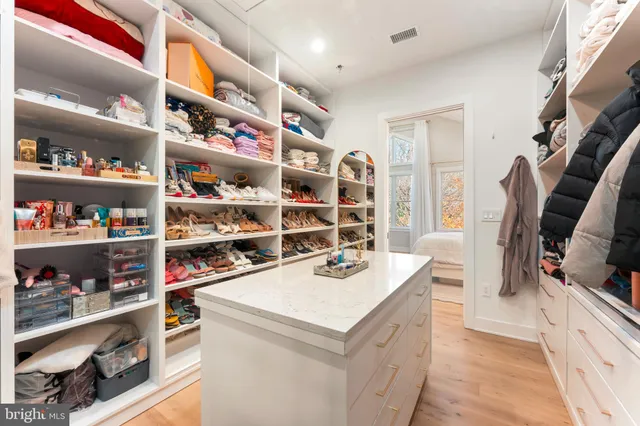 $993,900 | 528 Hoyt Road, Huntingdon Valley, PA 19006