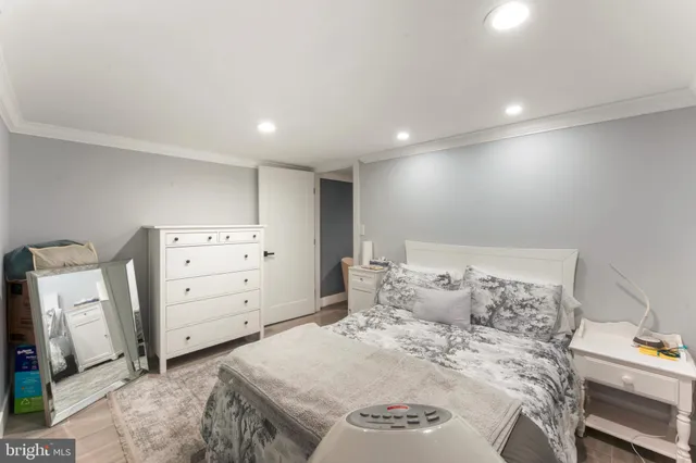 $993,900 | 528 Hoyt Road, Huntingdon Valley, PA 19006