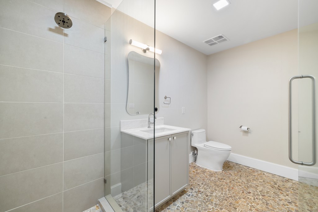 1281 # 4 E Main Street Blue Ridge, GA 30513 - Photo 10 of 22