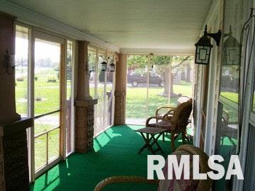 15268 East Fairfield Road Mount Vernon, IL 62864 - Photo 12 of 16 Gallery Image 12