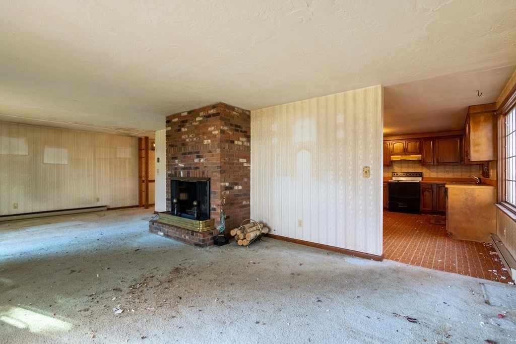 20 Lakeview Road North Brookfield, MA 01535 - Photo 8 of 27 Gallery Image 8
