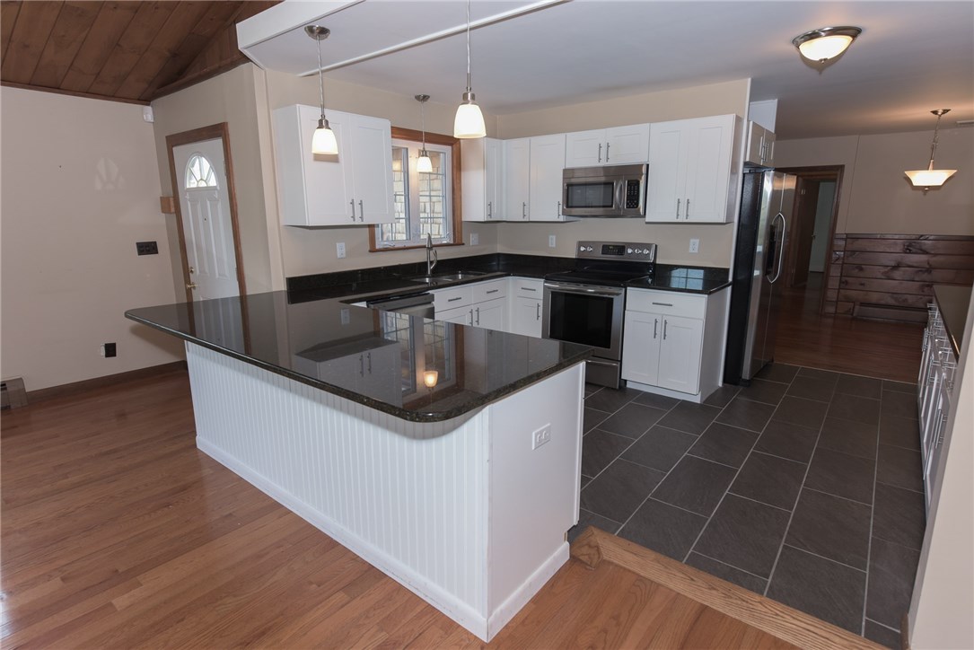 119 Kaufman Road Tiverton, RI 02878 - Photo 14 of 32