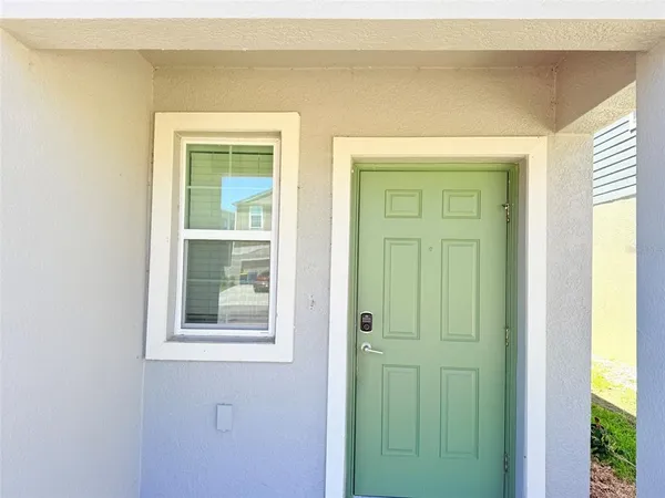 $2,350 | 11737 Radiant Shr Loop, San Antonio, FL 33576