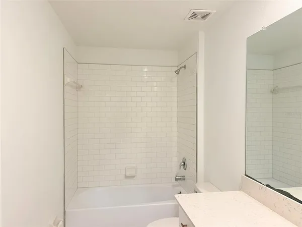 $2,350 | 11737 Radiant Shr Loop, San Antonio, FL 33576