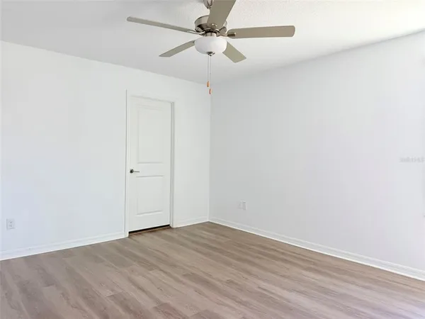 $2,350 | 11737 Radiant Shr Loop, San Antonio, FL 33576