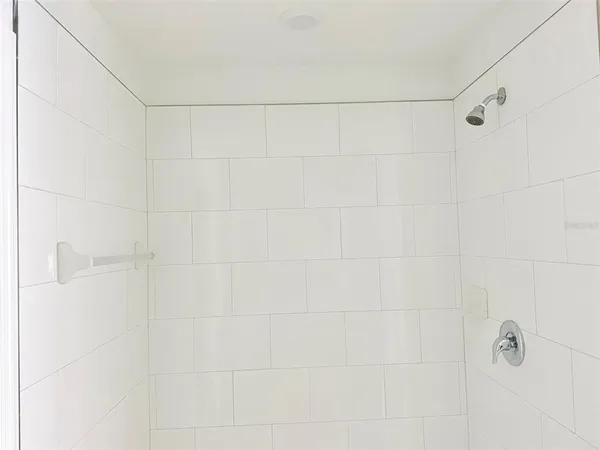 $2,350 | 11737 Radiant Shr Loop, San Antonio, FL 33576