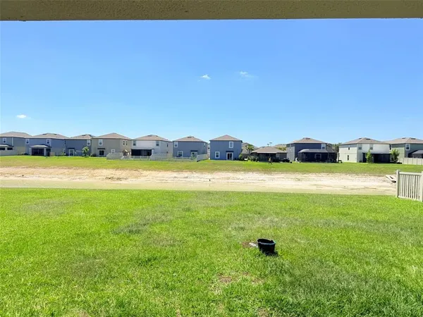 $2,350 | 11737 Radiant Shr Loop, San Antonio, FL 33576