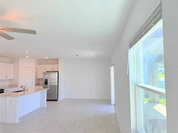 $2,350 | 11737 Radiant Shr Loop, San Antonio, FL 33576