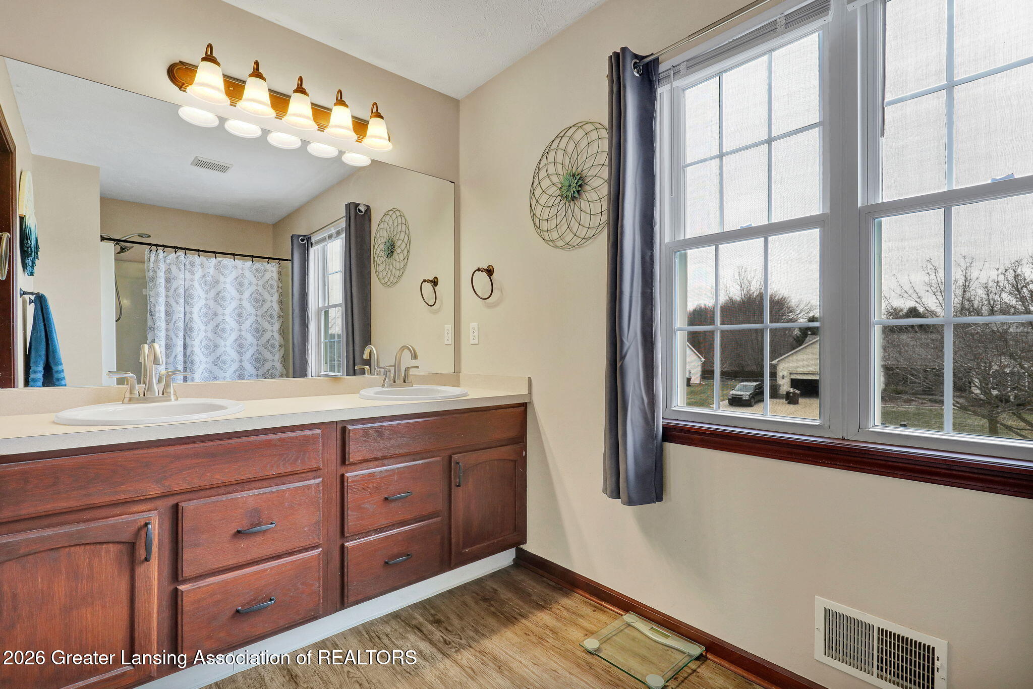3522 Ramsgate Drive Lansing, MI 48906 - Photo 19 of 43 9-web-or-mls-Open Ended Media-32
