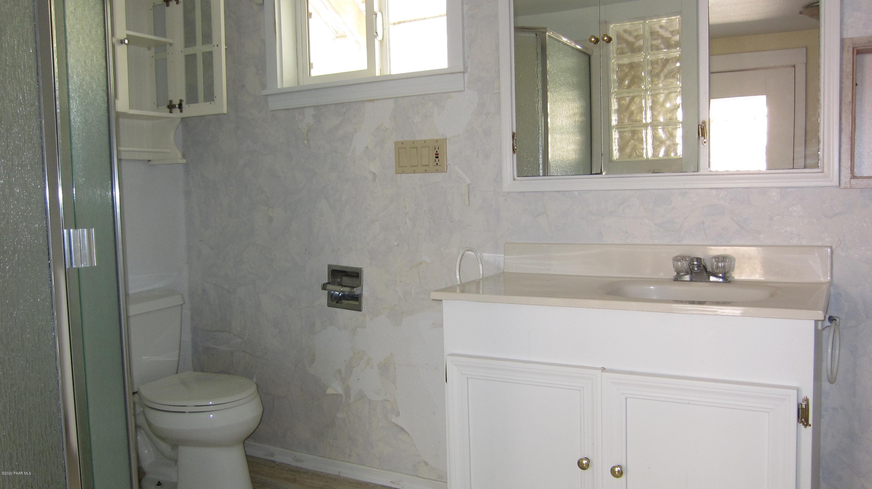1145 Middlebrook Road Prescott, AZ 86303 - Photo 13 of 24 Master Bathroom