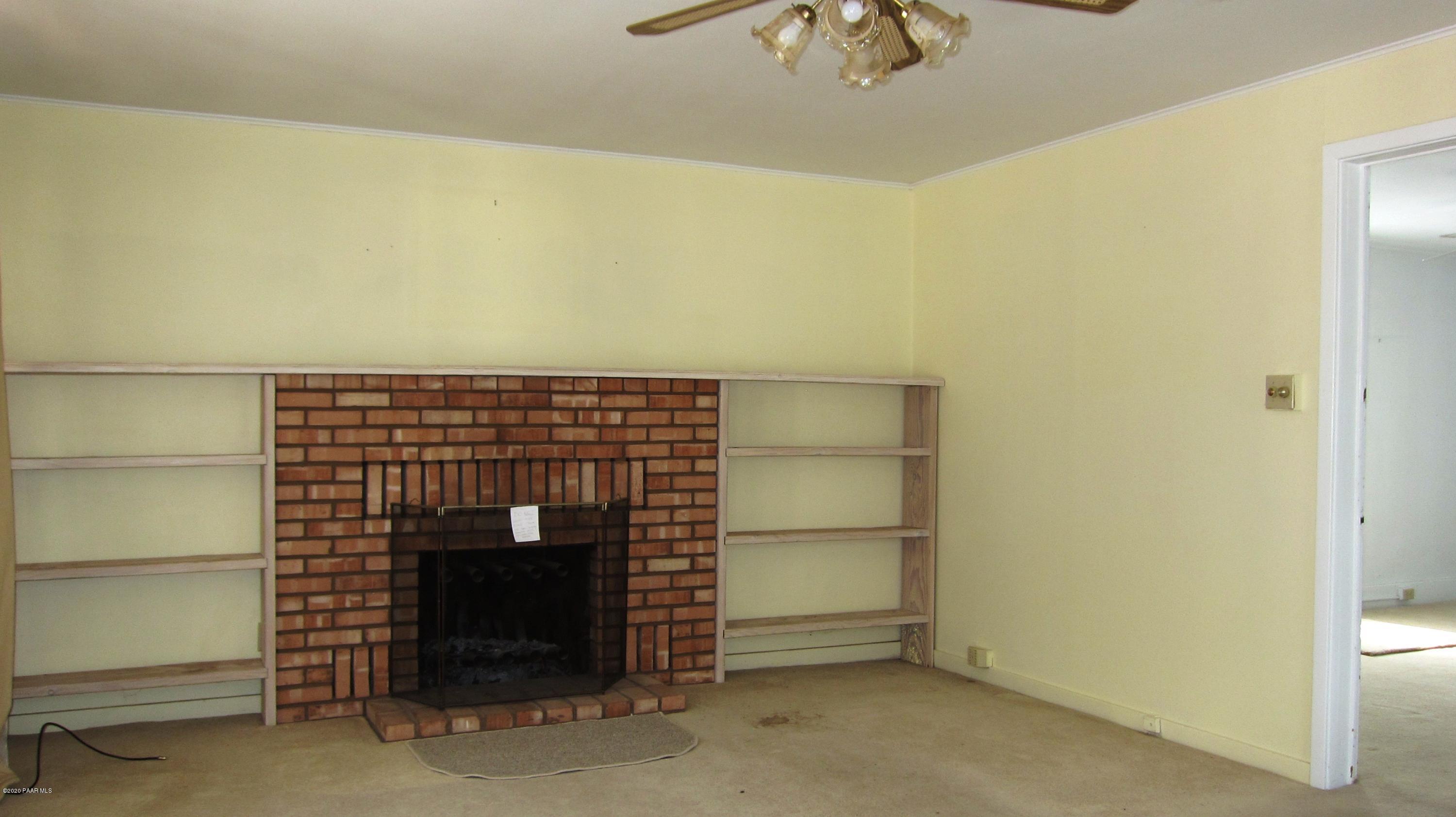 1145 Middlebrook Road Prescott, AZ 86303 - Photo 6 of 24 Living Room