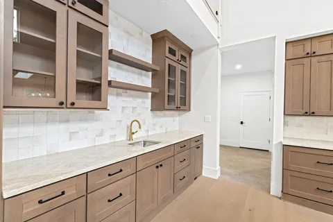 $2,700,000 | 7 Lewis Court, Hingham, MA 02043