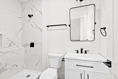 $2,700,000 | 7 Lewis Court, Hingham, MA 02043