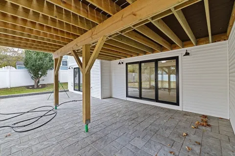 $2,550,000 | 7 Lewis Court, Hingham, MA 02043