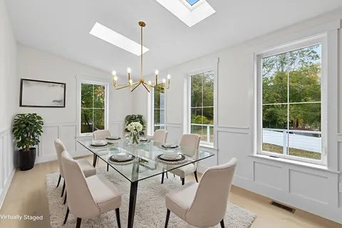 $2,700,000 | 7 Lewis Court, Hingham, MA 02043