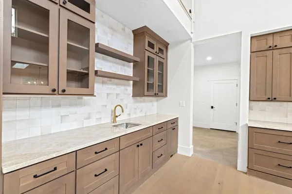 $2,700,000 | 7 Lewis Court, Hingham, MA 02043