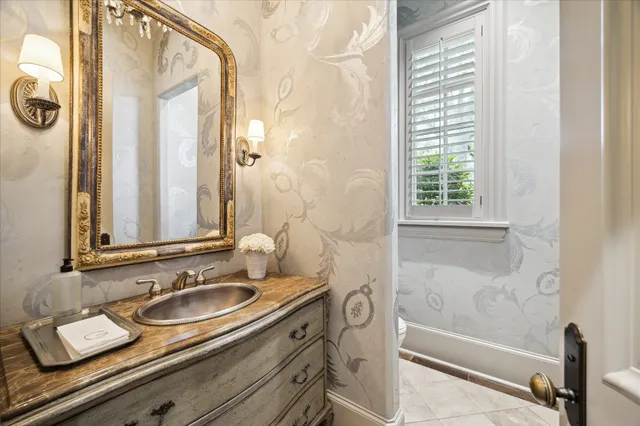 $4,325,000 | 5570 Doliver Drive, Houston, TX 77056