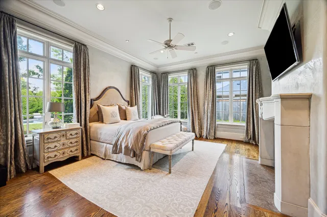 $4,325,000 | 5570 Doliver Drive, Houston, TX 77056