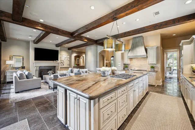 $4,325,000 | 5570 Doliver Drive, Houston, TX 77056