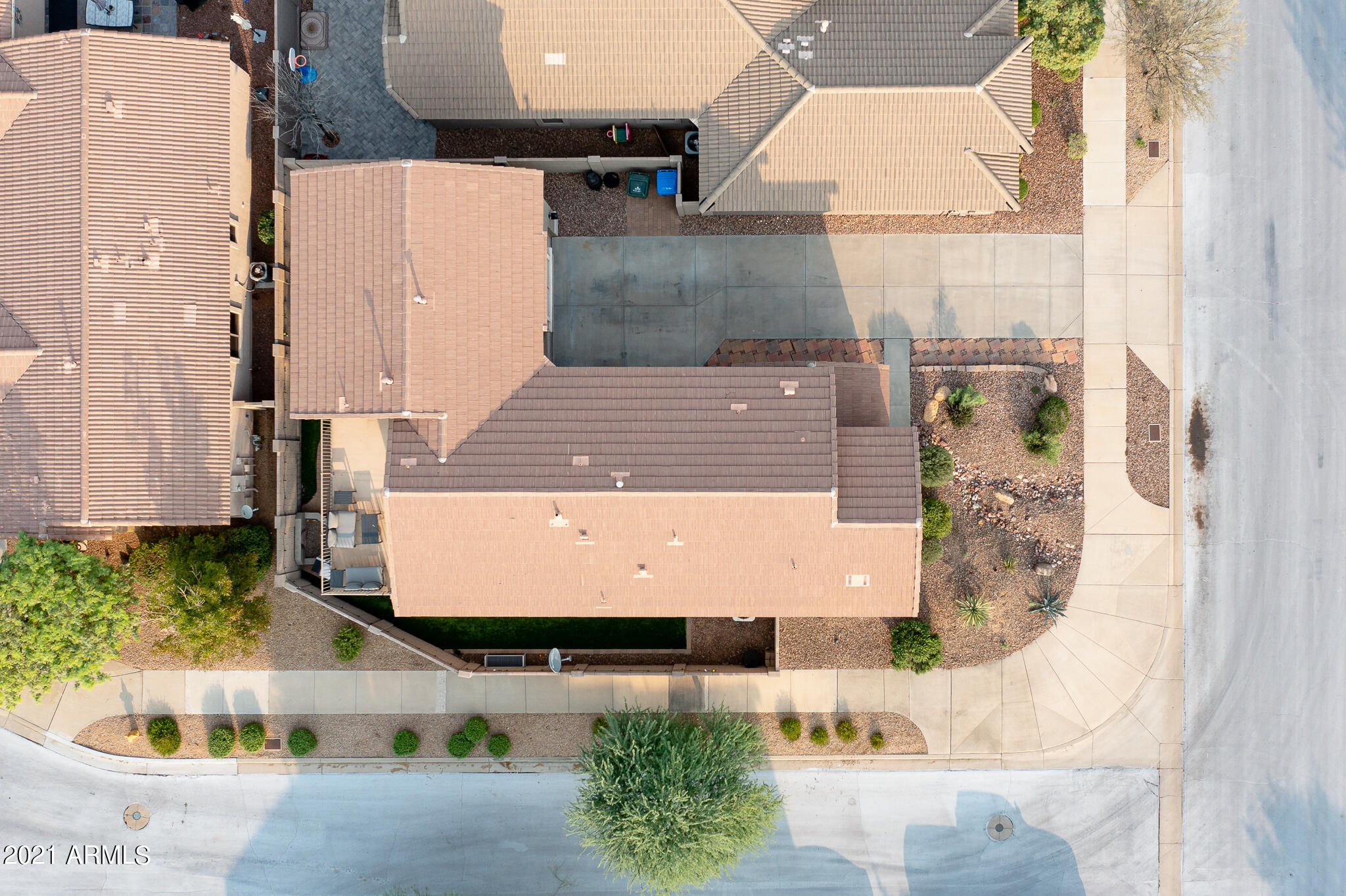 2614 West Florentine Road Phoenix, AZ 85086 - Photo 36 of 42 38_Aerial_03.jpg