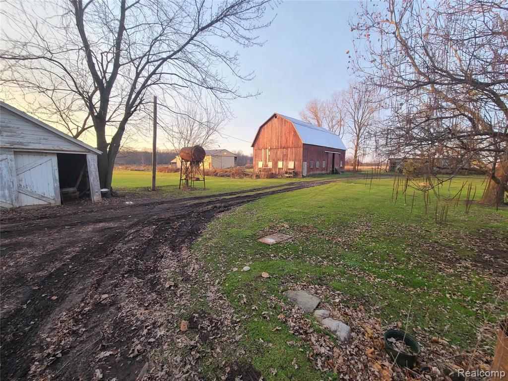 3824 Glover Road Almont, MI 48003 - Photo 11 of 54