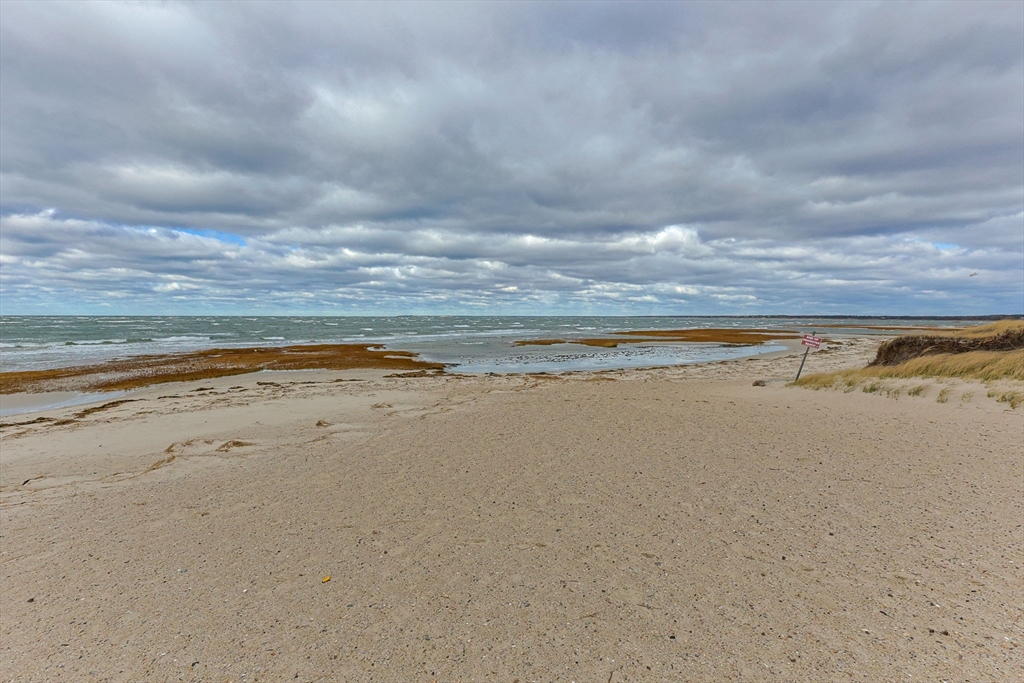 42 Old Colony Way, Unit 28 Orleans, MA 02653 - Photo 34 of 35 a view of an ocean