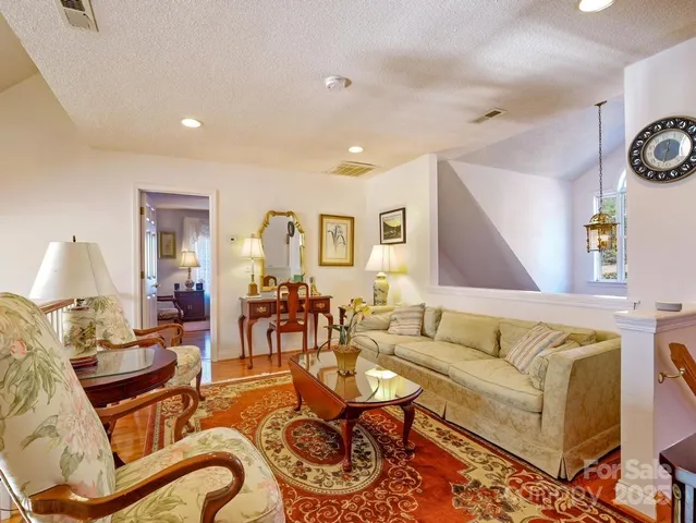 $750,000 | 510 Floyd Blackwell Road, Tryon, NC 28782