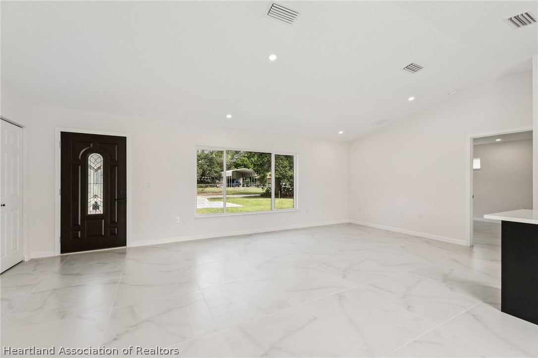 2544 North Arrowhead Road Avon Park, FL 33825 - Photo 6 of 25 Gallery Image 6