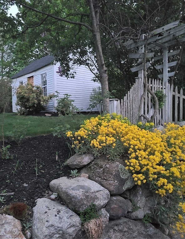 142 Williams Road Ashburnham, MA 01430 - Photo 3 of 41