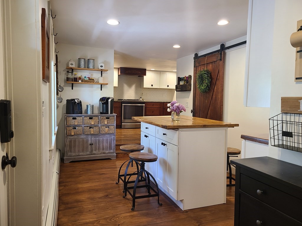 142 Williams Road Ashburnham, MA 01430 - Photo 8 of 41
