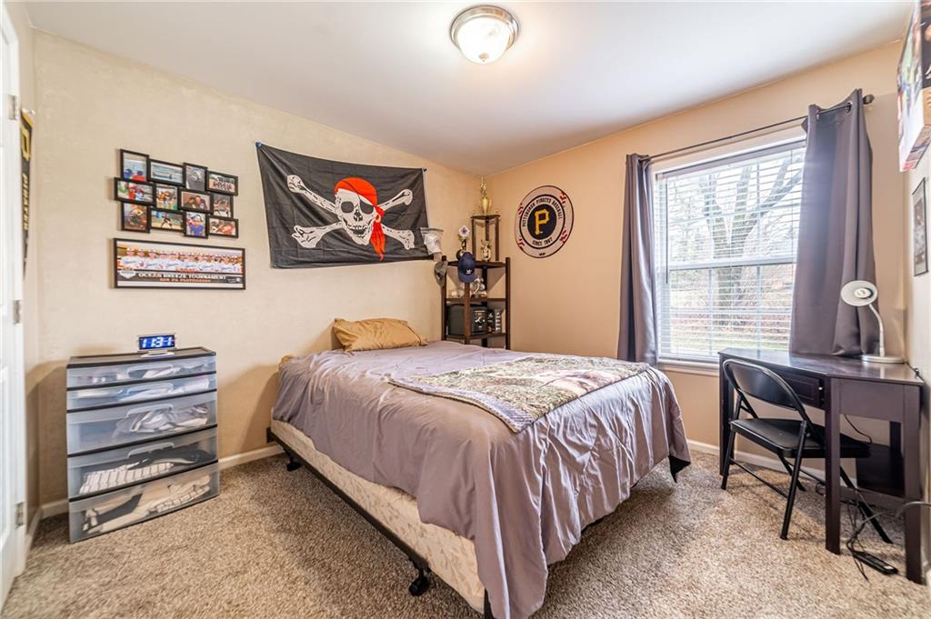 131 Adrian Lane Butler, PA 16001 - Photo 13 of 24 Gallery Image 13