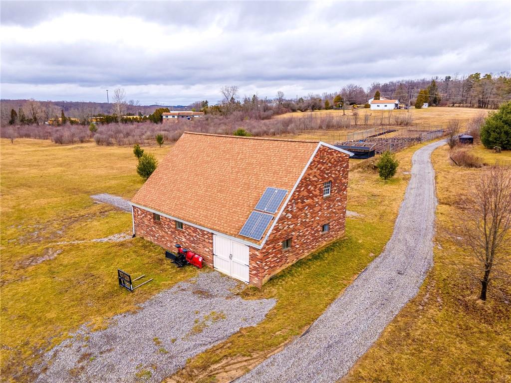 131 Adrian Lane Butler, PA 16001 - Photo 21 of 24 Gallery Image 21