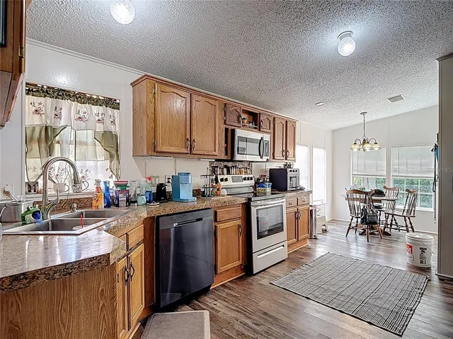 $1,900 | 9801 Upland Drive, Hudson, FL 34667